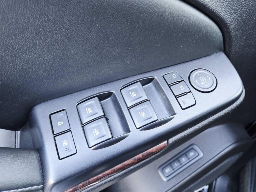 Used 2015 GMC Yukon SLT w/ HD Trailering Package image 41