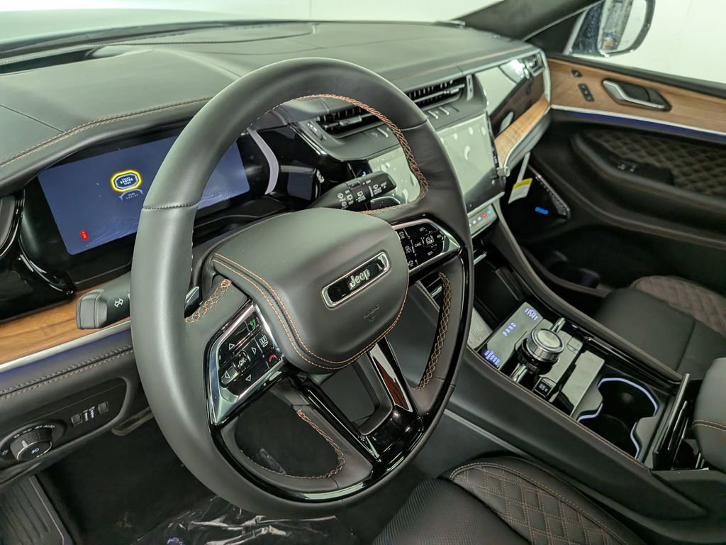 New 2026 Jeep Grand Cherokee Summit AWD/4WD image 19