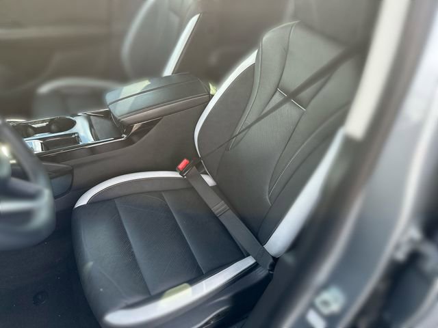 Certified 2025 Buick Envision Sport Touring image 15