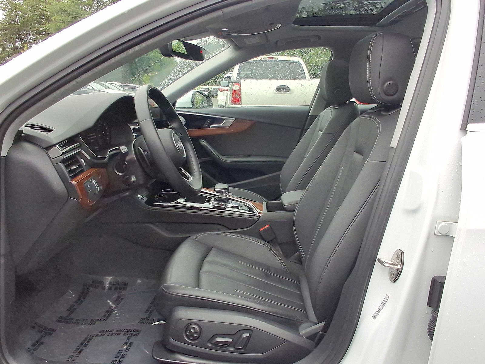 Used 2022 Audi A4 2.0T Premium Plus w/ Premium Plus Package AWD/4WD image 17