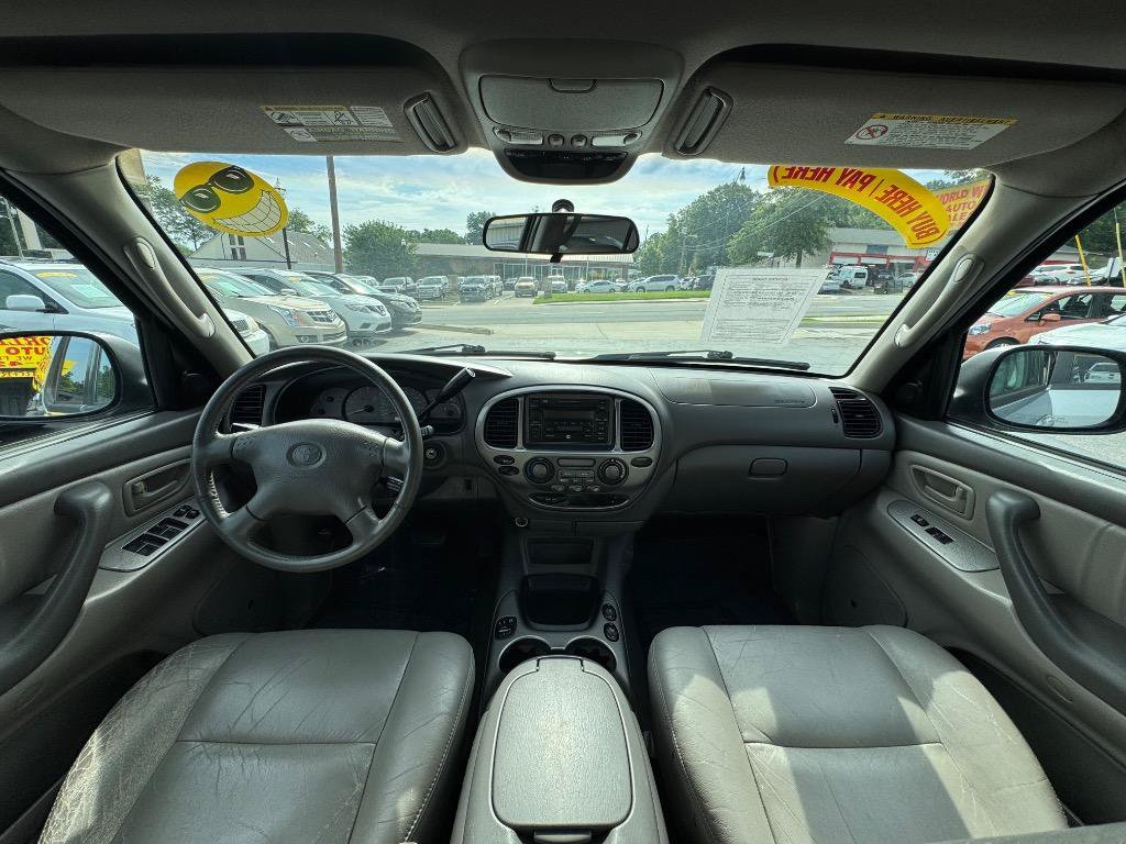 Used 2001 Toyota Sequoia Limited RWD image 23