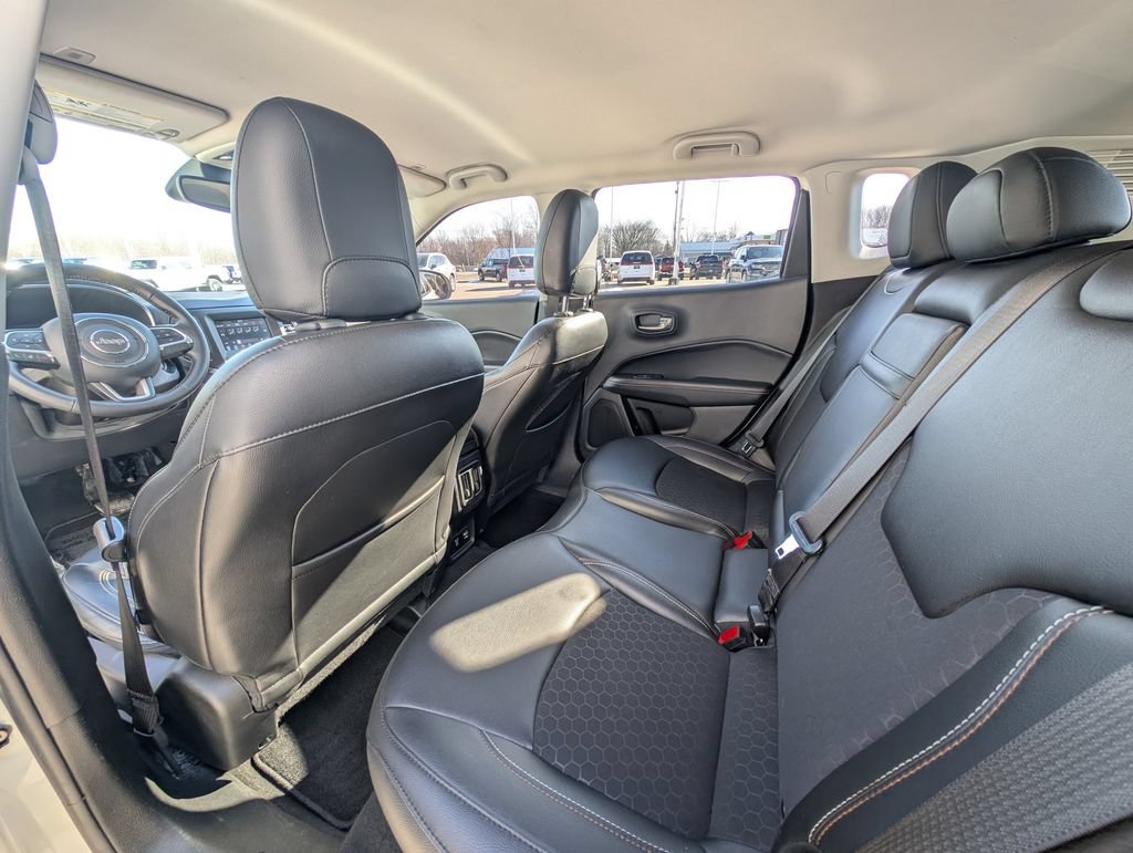 Used 2019 Jeep Compass Latitude AWD/4WD image 19