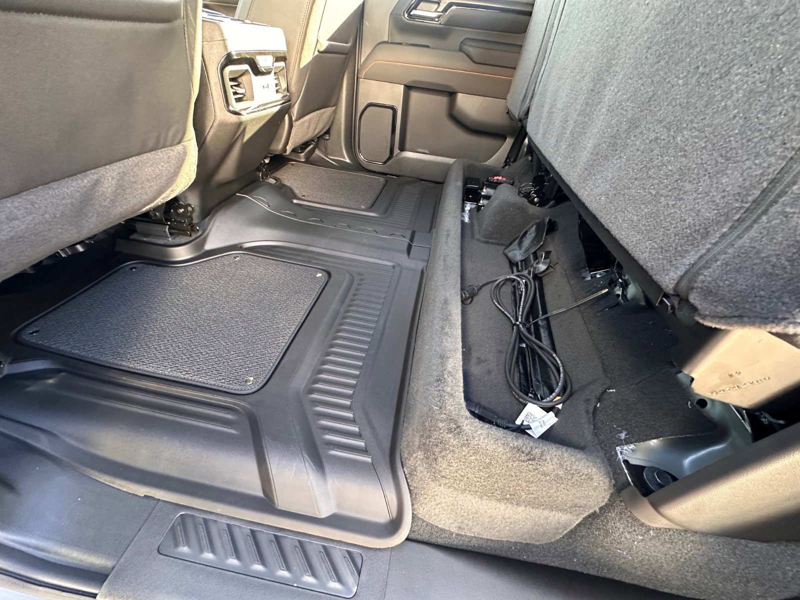 New 2026 GMC Sierra 2500 AT4 w/ AT4 Premium Plus Package image 25