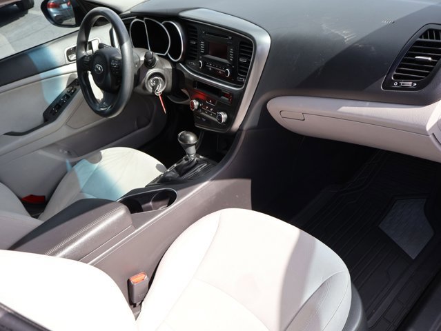 Used 2015 Kia Optima LX FWD image 22