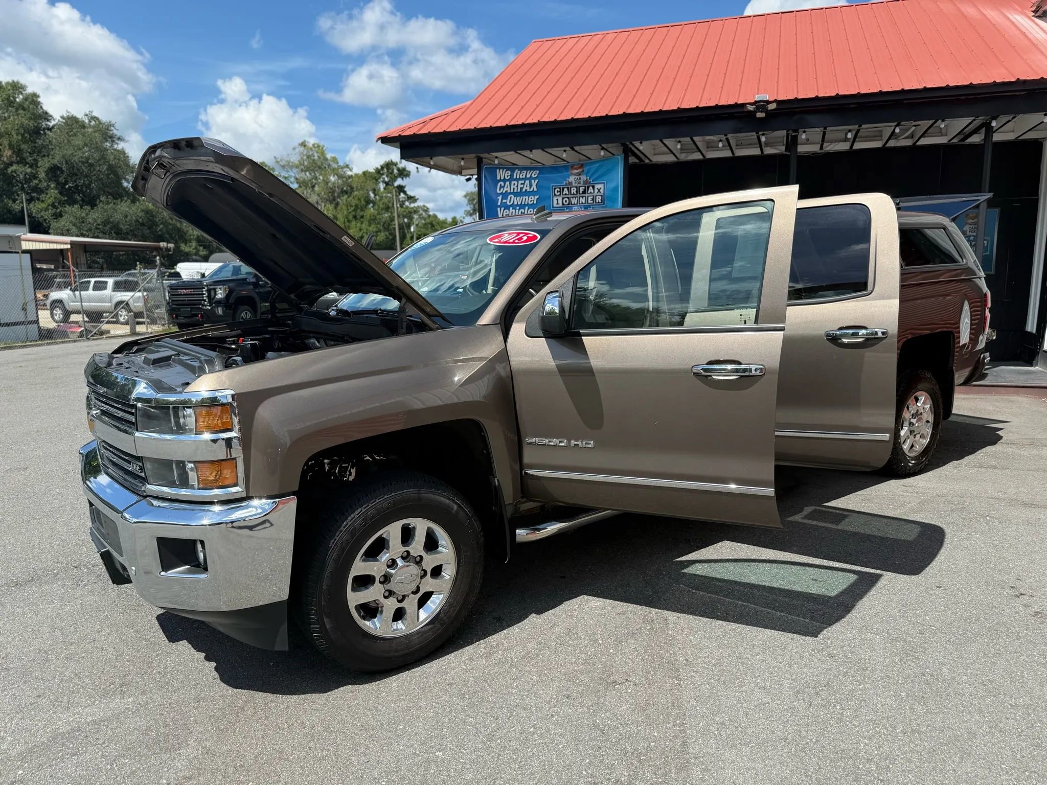 Used 2015 Chevrolet Silverado 2500 LTZ w/ LTZ Plus Package image 40