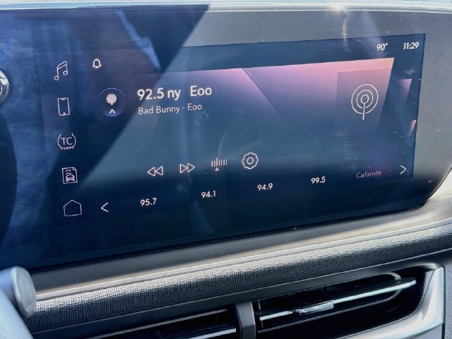 Used 2024 Buick Envista Preferred w/ Advanced Safety Package FWD image 14