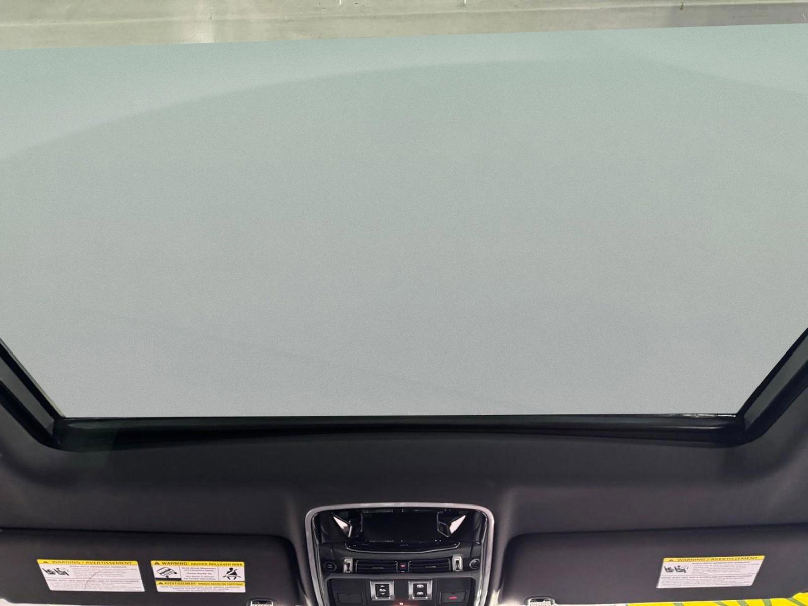 Used 2021 Land Rover Range Rover P525 Westminster Edition image 12