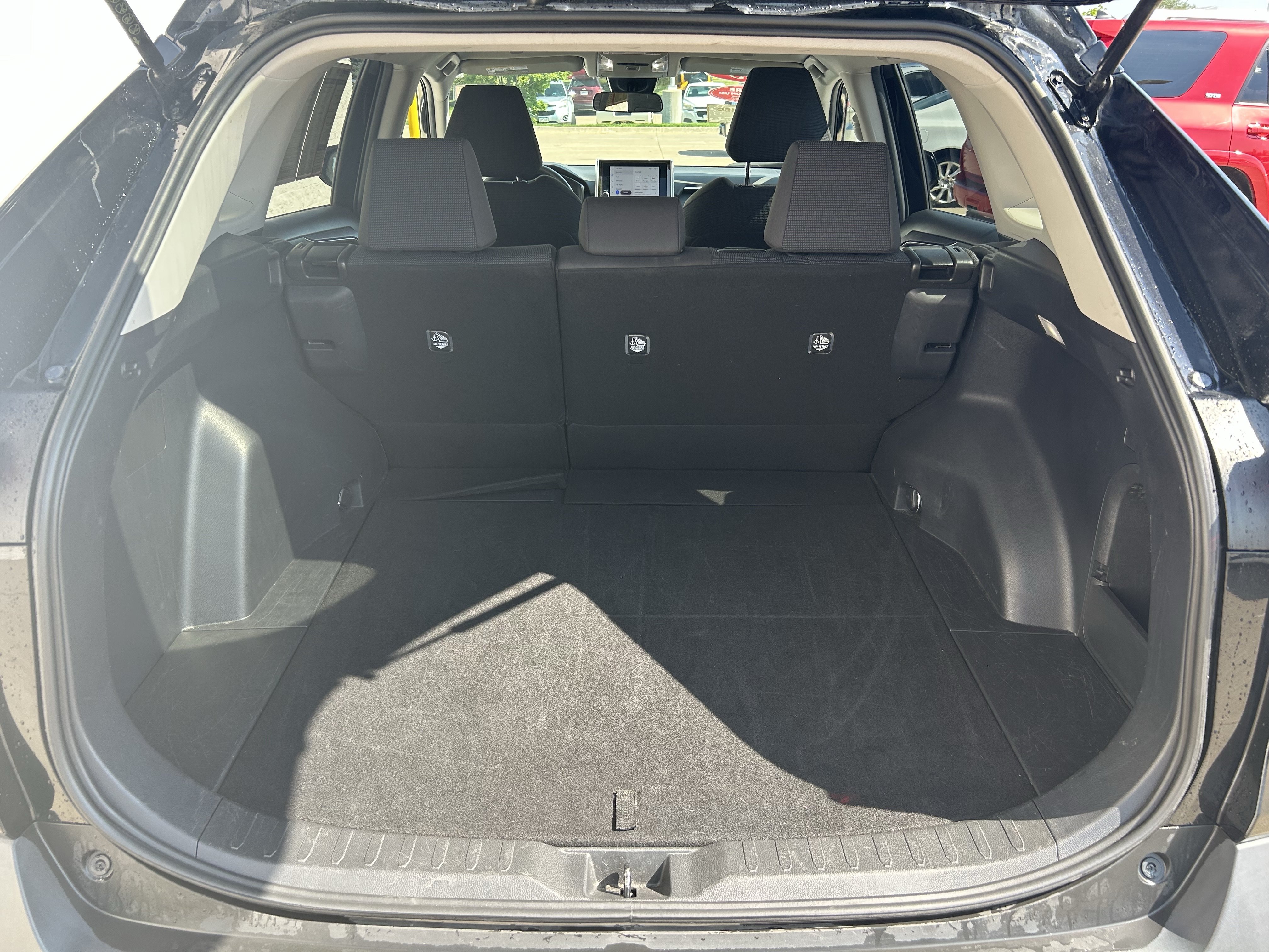 Certified 2025 Toyota RAV4 LE AWD/4WD image 20