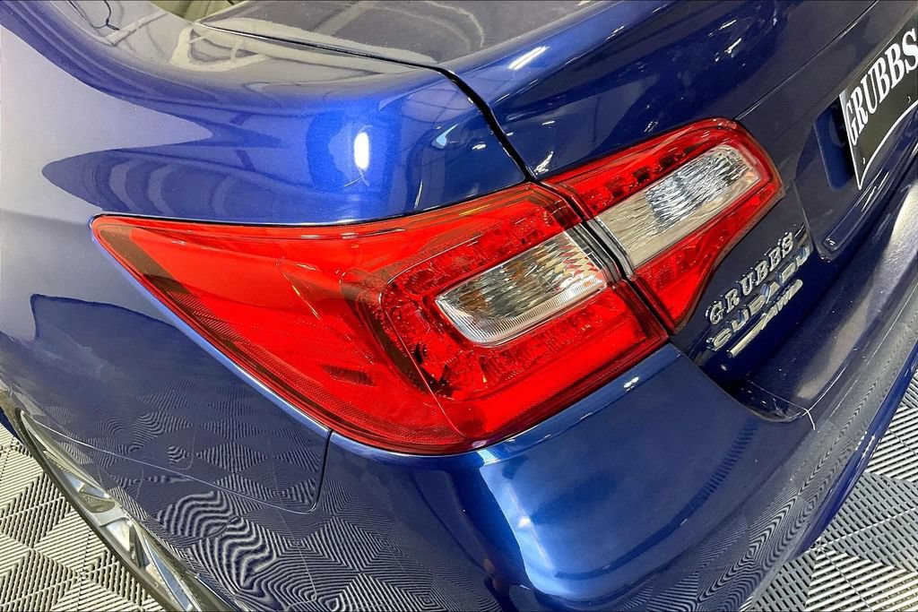 Used 2017 Subaru Legacy 2.5i Limited AWD/4WD image 39