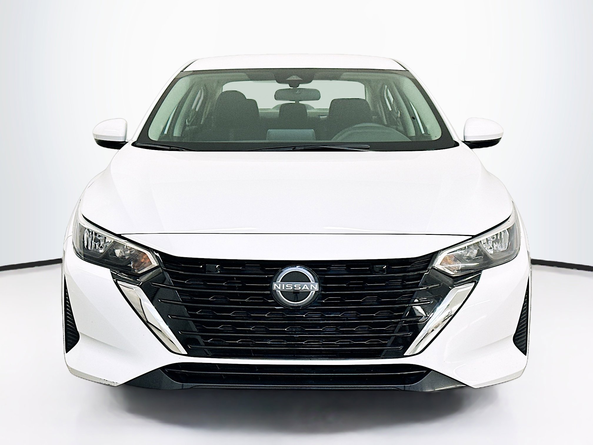 Used 2024 Nissan Sentra SV image 2