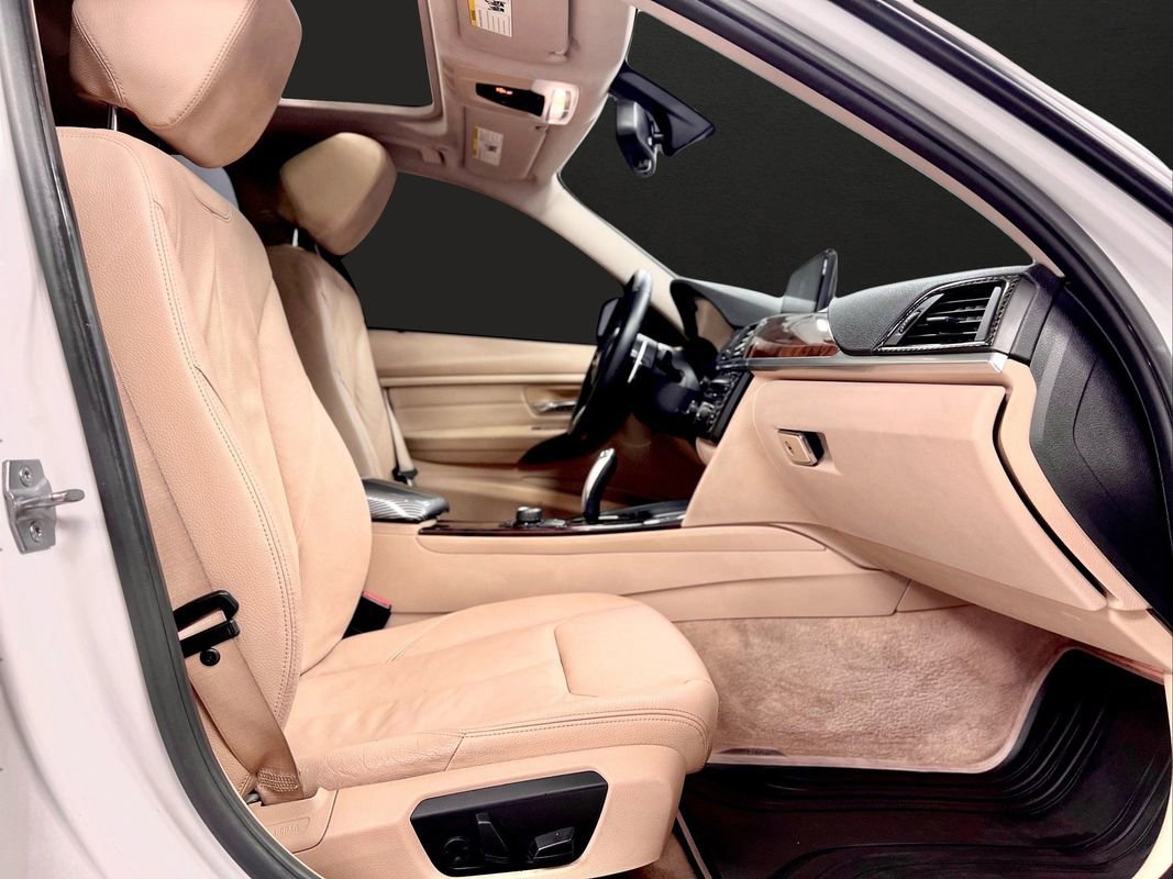 Used 2014 BMW 328i xDrive Sedan AWD/4WD image 19