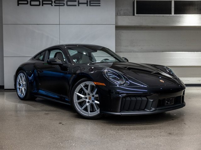 Used 2025 Porsche 911 Carrera GTS image 10