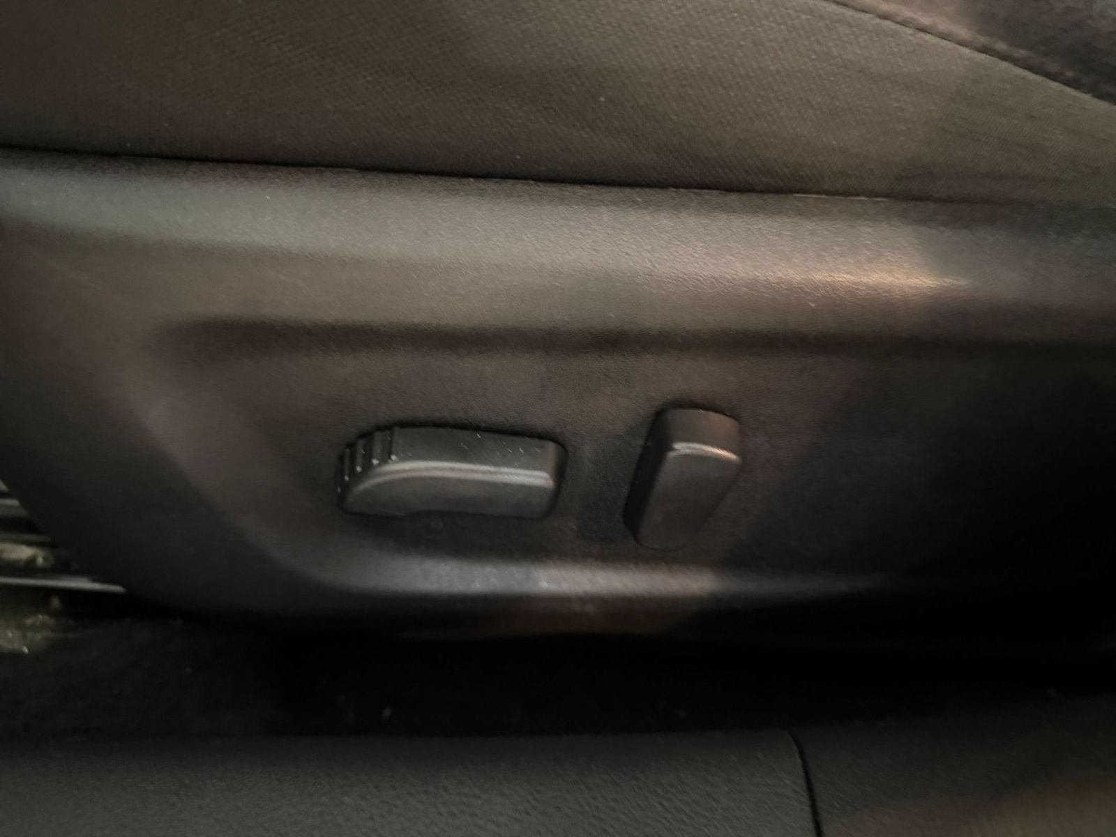 Used 2025 Nissan Altima 2.5 SV FWD image 22
