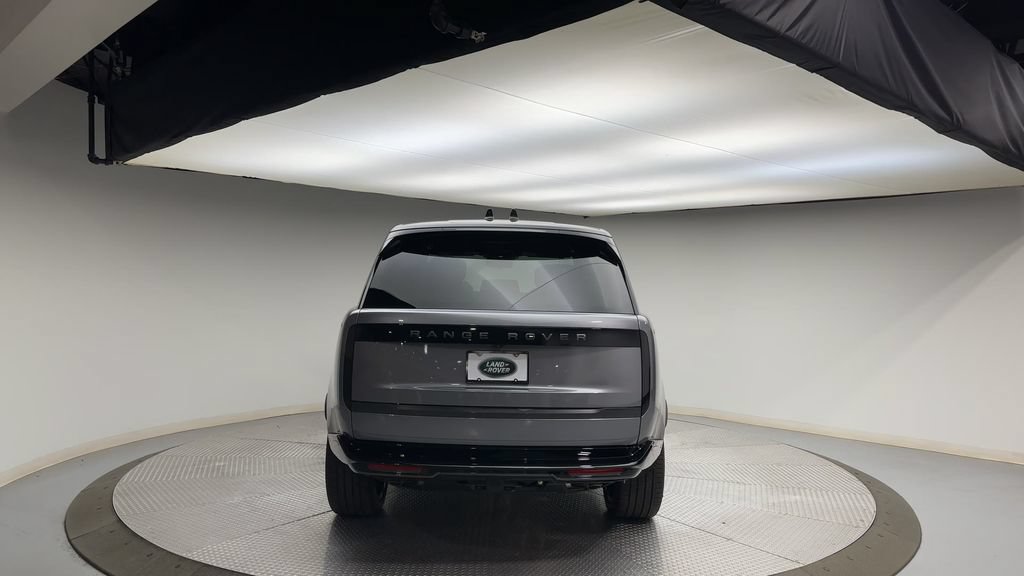 Certified 2025 Land Rover Range Rover Autobiography AWD/4WD image 7
