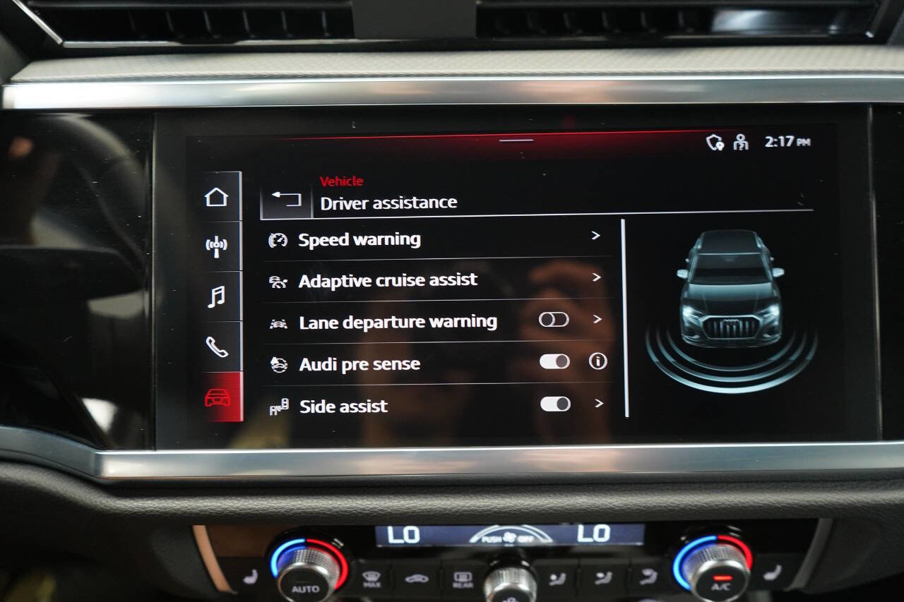 Used 2024 Audi Q3 2.0T Premium Plus w/ Premium Plus Package image 80