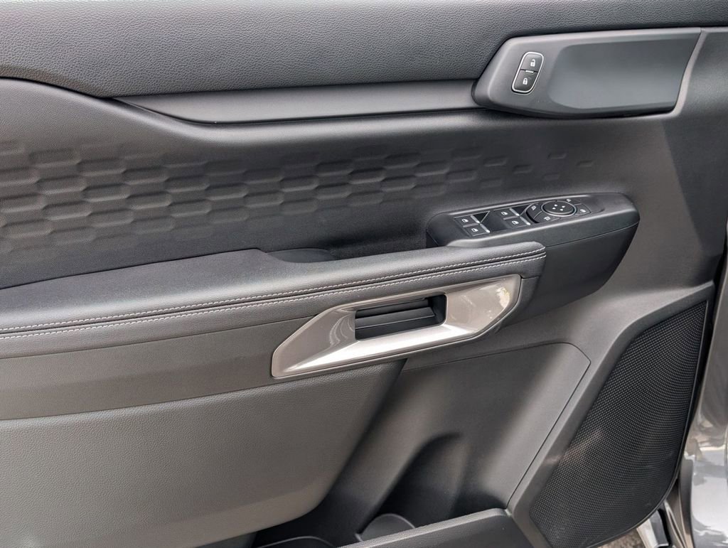 New 2025 Ford Ranger XLT w/ Equipment Group 301A High image 23