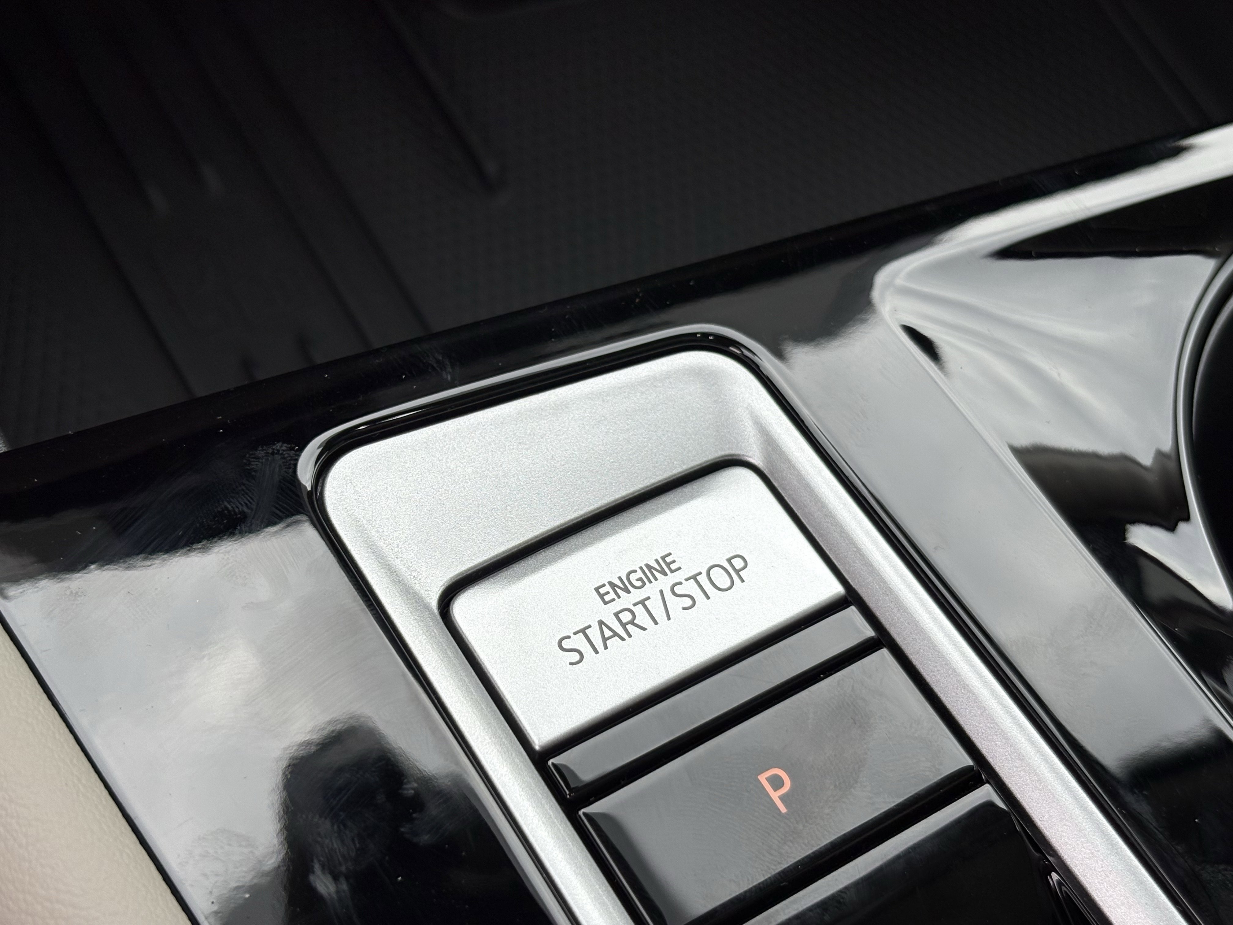 New 2026 Volkswagen Atlas SE image 22