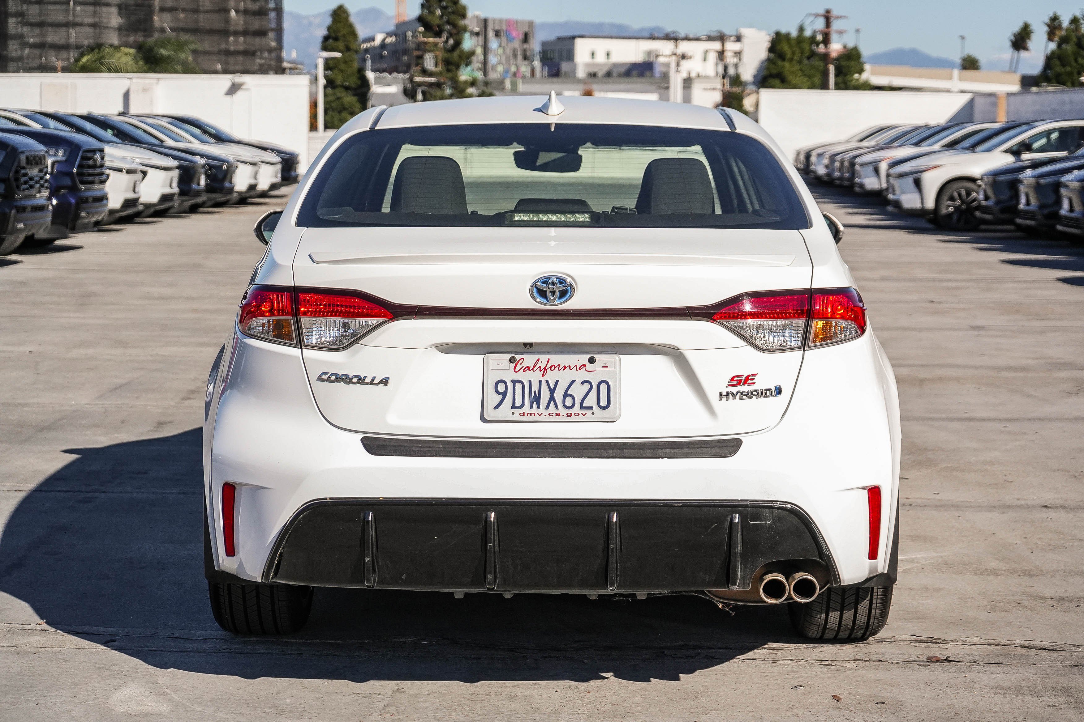 Used 2023 Toyota Corolla SE image 8