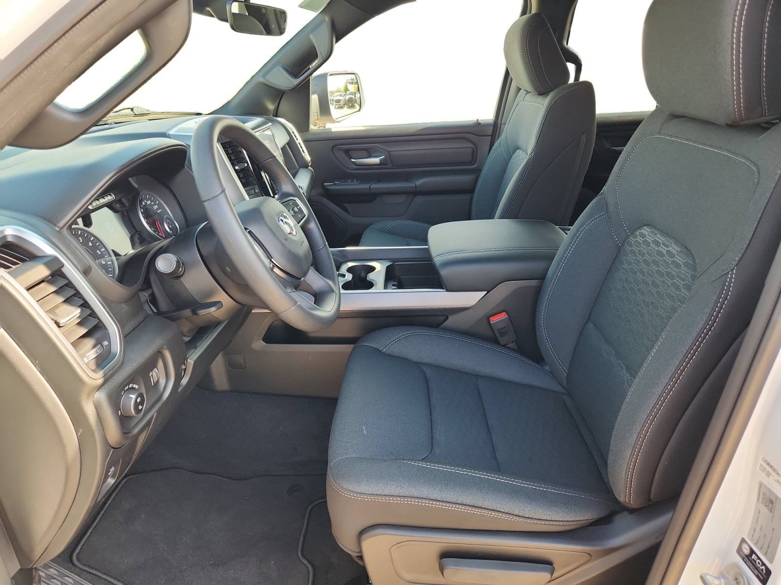 New 2026 RAM 1500 Express AWD/4WD image 12