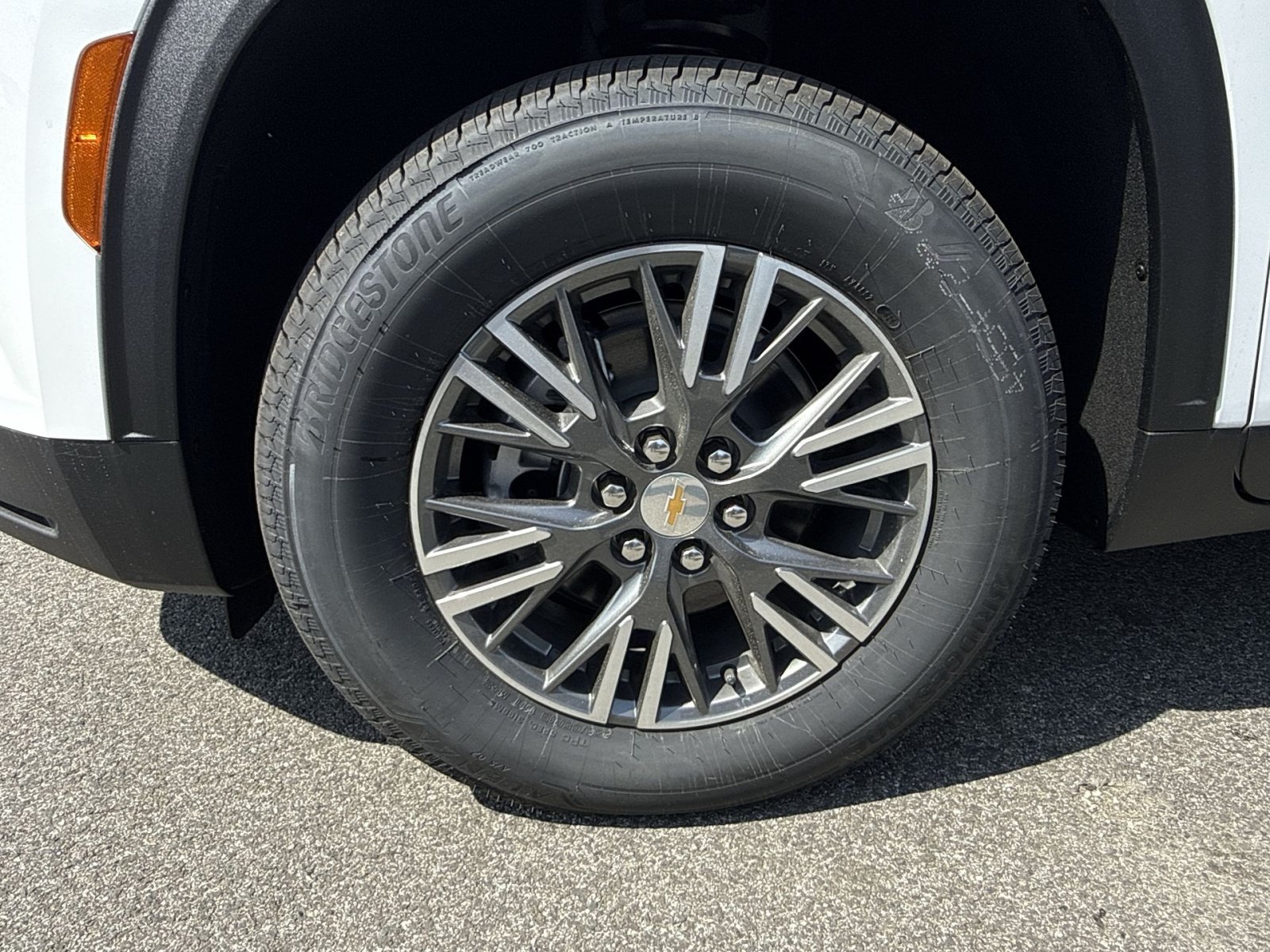 New 2026 Chevrolet Traverse LT w/ Driver Confidence Package FWD image 12