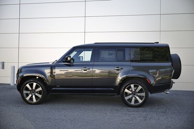 New 2026 Land Rover Defender 130 V8 AWD/4WD image 4