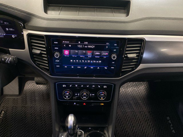 Used 2023 Volkswagen Atlas Cross Sport SEL AWD/4WD image 25
