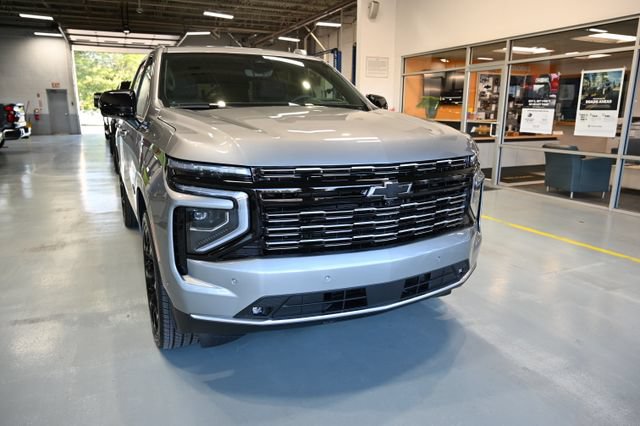 New 2026 Chevrolet Tahoe High Country AWD/4WD image 3