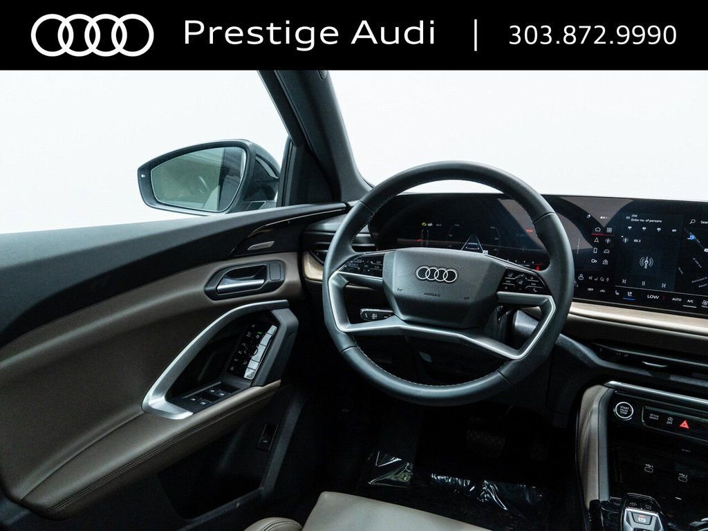 Used 2025 Audi Q5 Premium Plus w/ Premium Plus AWD/4WD image 29