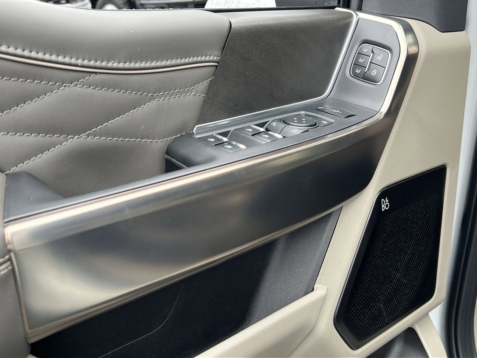 New 2026 Ford F450 Platinum AWD/4WD image 15