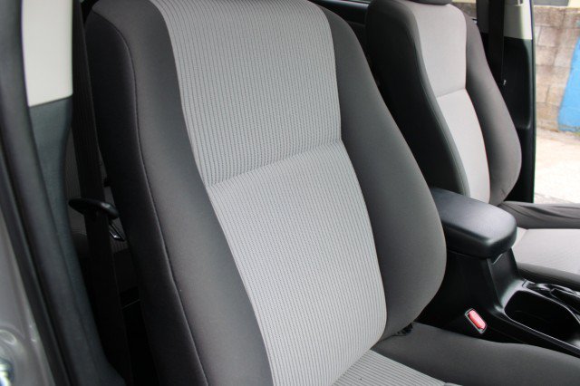 Used 2015 Toyota RAV4 LE FWD image 20