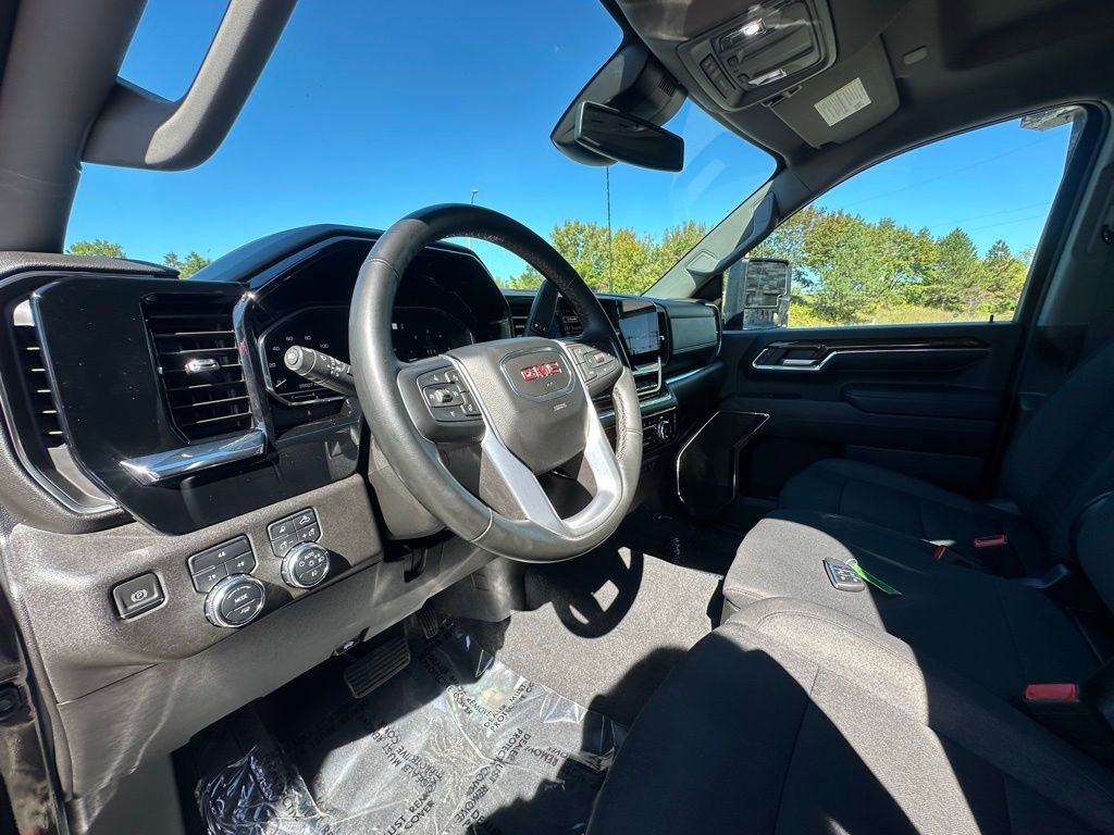Used 2024 GMC Sierra 2500 SLE w/ SLE Value Package; image 13