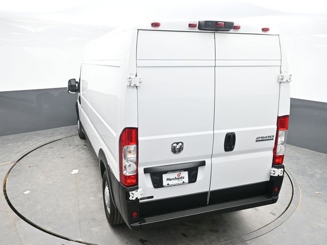 Used 2025 RAM ProMaster 2500 w/ Convenience Group image 23