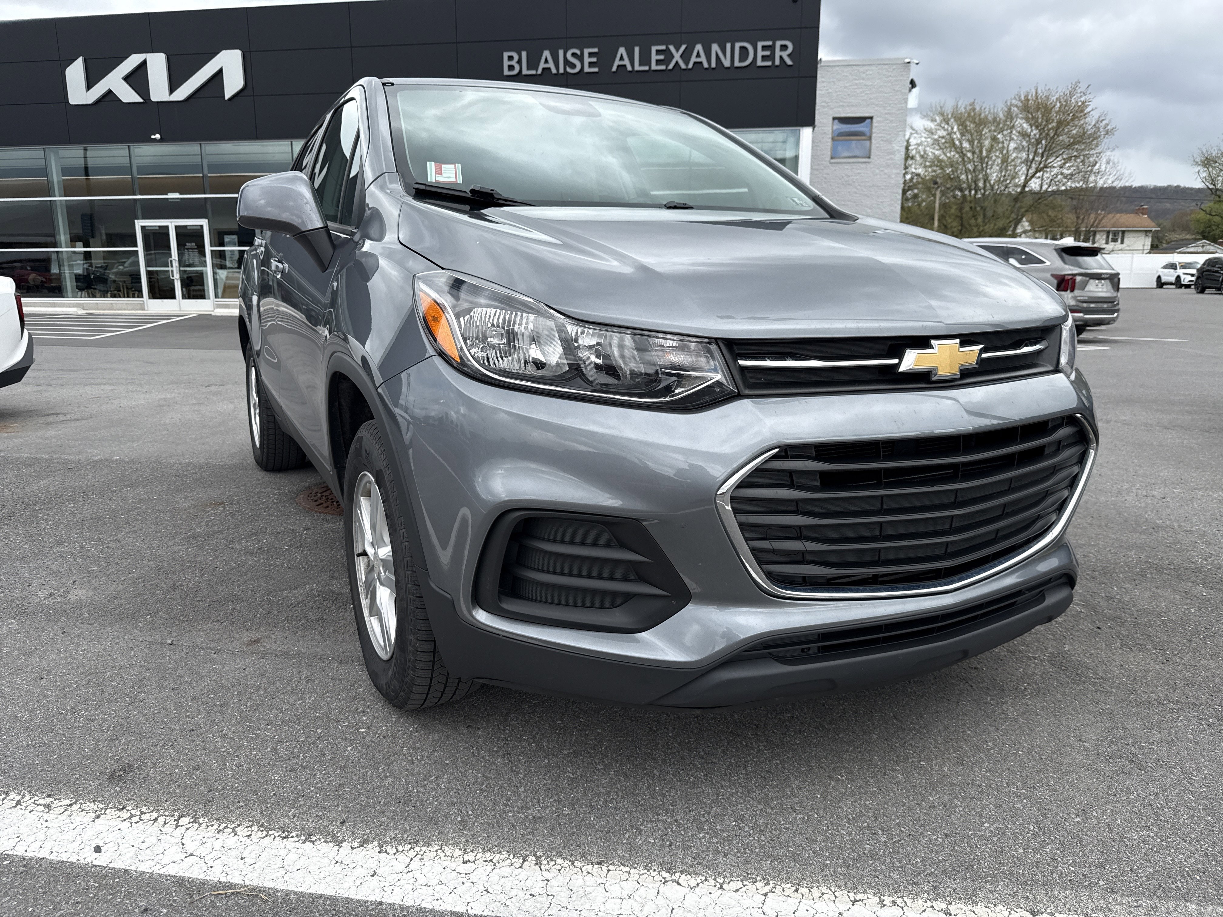 Used 2020 Chevrolet Trax LS w/ Tint and Cruise Package image 1