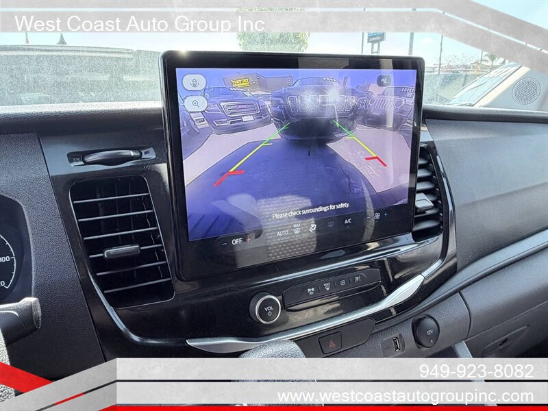 Used 2025 Ford Transit 350 XLT image 13