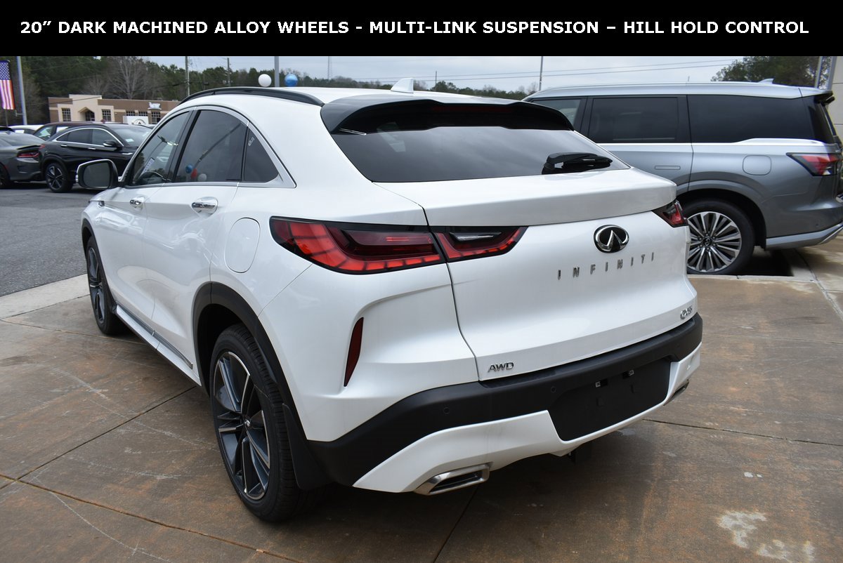 New 2025 INFINITI QX55 Essential w/ Accent Package image 3