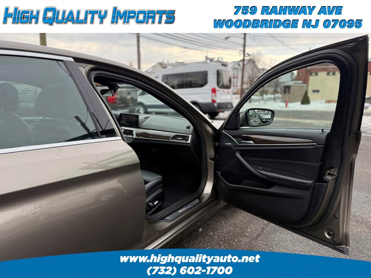 Used 2017 BMW 530i xDrive AWD/4WD image 20