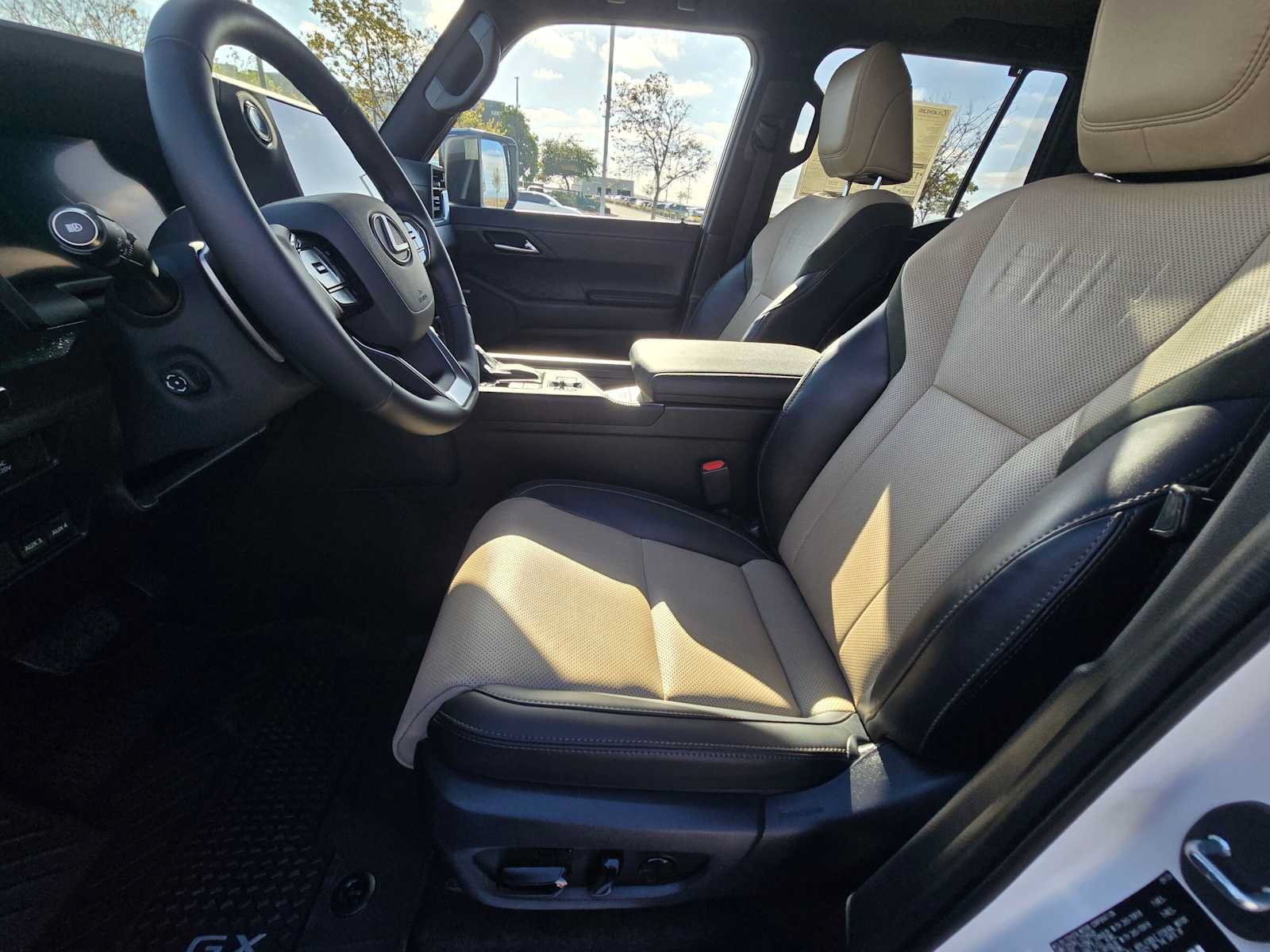 New 2026 Lexus GX 550 AWD/4WD image 22