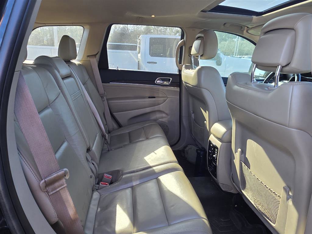 Used 2018 Jeep Grand Cherokee Limited image 14