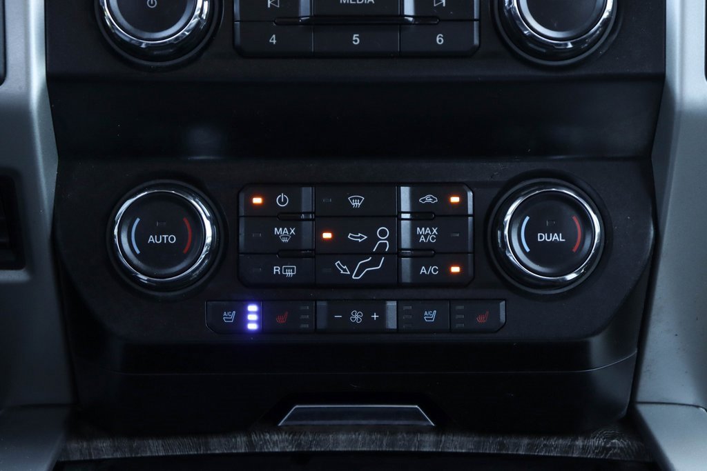 Used 2019 Ford F450 Lariat image 33