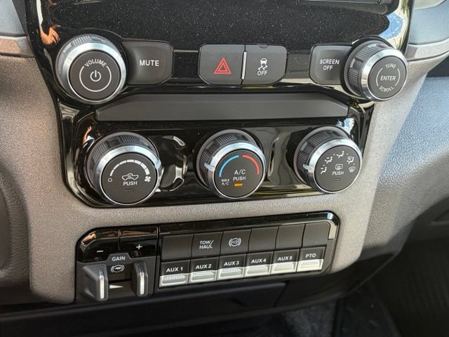 New 2026 RAM 5500 Tradesman w/ Chrome Appearance Group AWD/4WD image 20