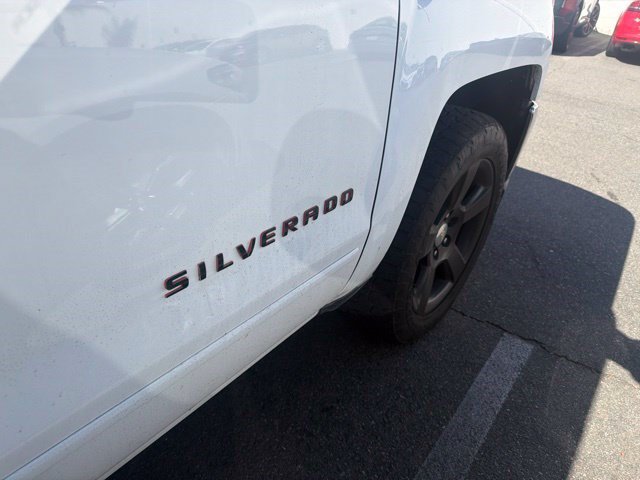 Used 2018 Chevrolet Silverado 1500 LT w/ All Star Edition RWD image 13