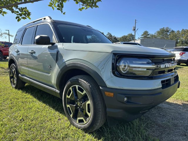 Used 2024 Ford Bronco Sport Outer Banks w/ Tech Package AWD/4WD image 12