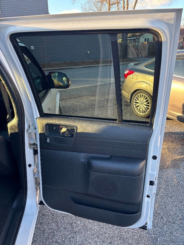 Used 2003 Chevrolet S10 Pickup LS image 21