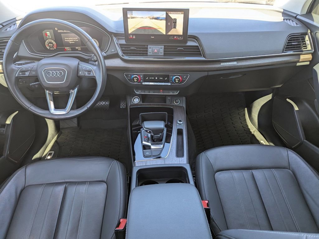 Used 2021 Audi Q5 Premium Plus image 11
