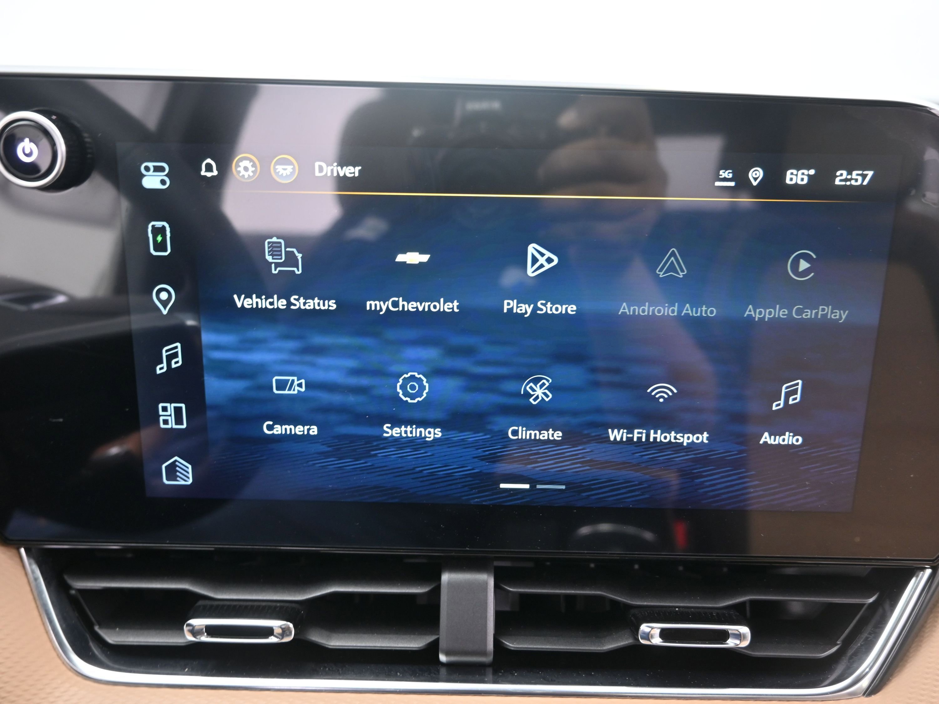 Used 2026 Chevrolet Equinox ACTIV w/ LPO, Floor Liner Package image 17