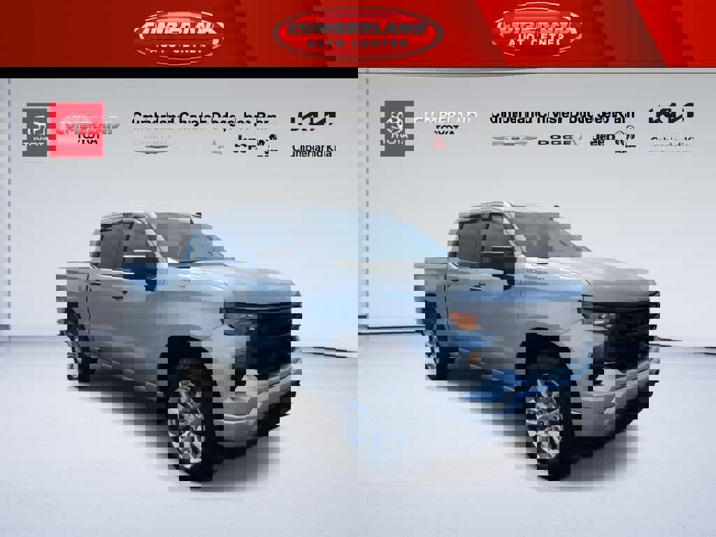 Used 2022 Chevrolet Silverado 1500 Custom image 2