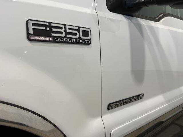 Used 2002 Ford F350 XLT AWD/4WD image 14