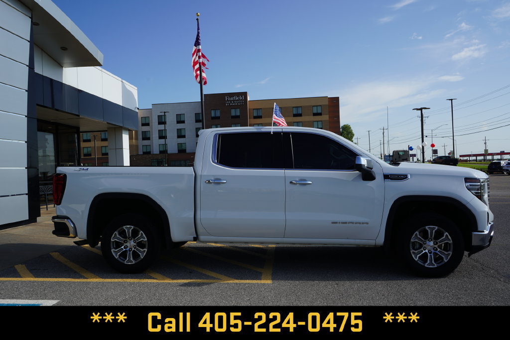 Used 2025 GMC Sierra 1500 SLT AWD/4WD image 10