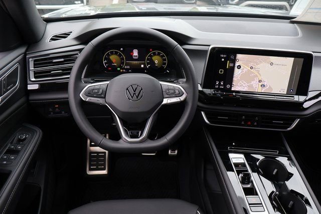 New 2026 Volkswagen Atlas Cross Sport SEL Premium R-Line image 15