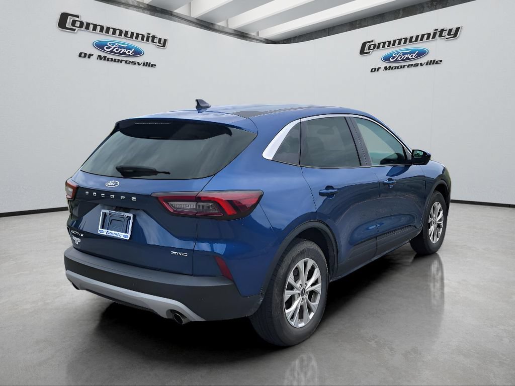 Used 2023 Ford Escape Active w/ Tech Pack #2 AWD/4WD image 8